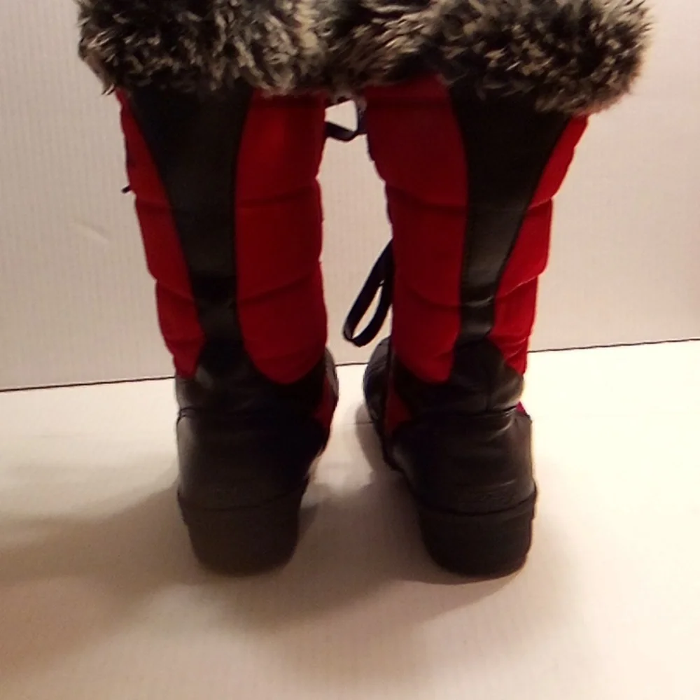 RUGGED OUTBACK Red and Black Fur-Lined Winter Boots